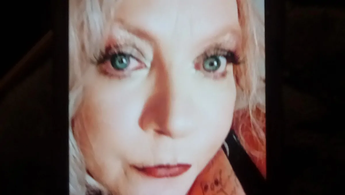 Help Stephanie Restore Her Smile – GoFundMe Fundraiser gofundme Donation Help